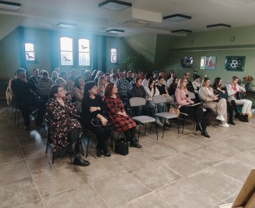 Wernisaż wystawy prac i rękodzieła „Kolorowy Świat” - powiększ