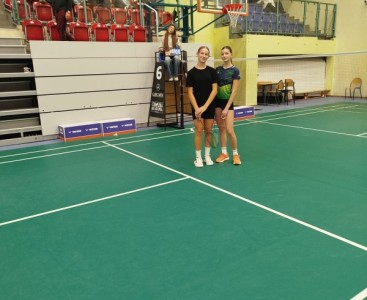 BADMINTON - ZAWODY POWIATOWE - powiększ
