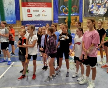 BADMINTON - ZAWODY POWIATOWE - powiększ