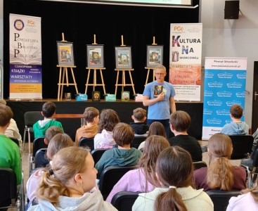 Światowy Dzień Książki i Praw Autorskich - powiększ