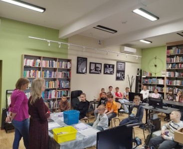 Z wizytą w bibliotece - powiększ